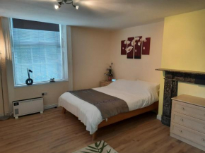 Self Contained studio flat in Winterton Hall